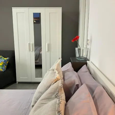 Apartment Alle Porte Del Castello 23 Catania