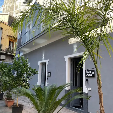 Alle Porte Del Castello 23