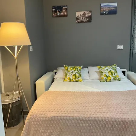 Appartamento Alle Porte Del Castello 23 *