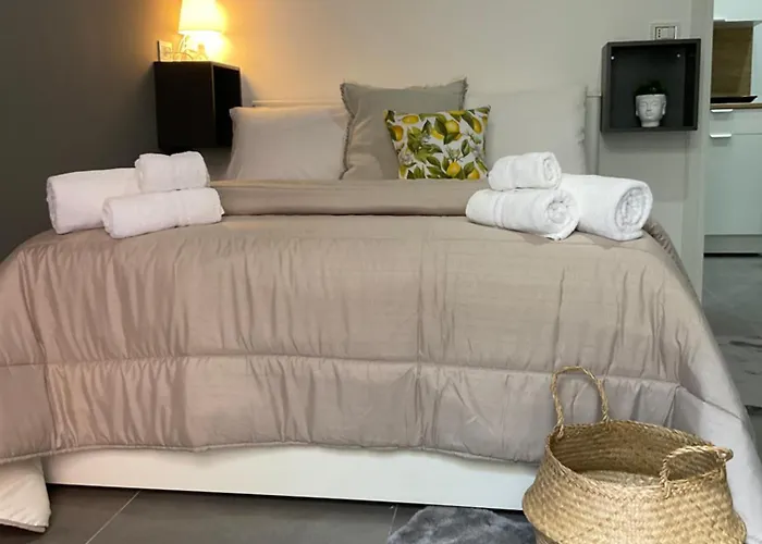 Alle Porte Del Castello 23 *