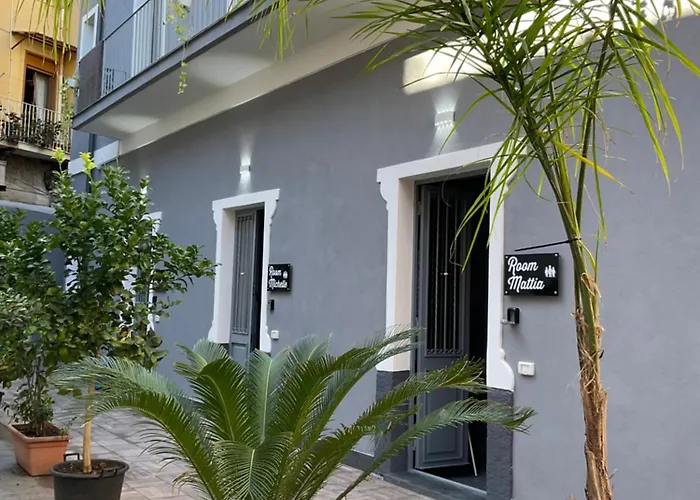 Appartement Alle Porte Del Castello 23 Catane
